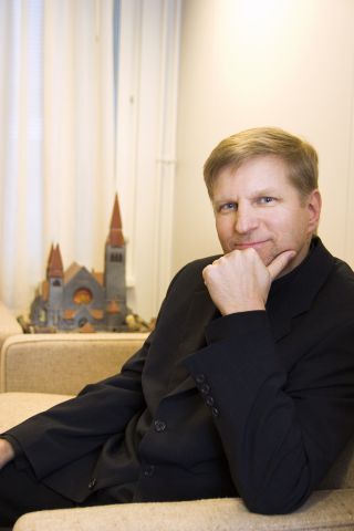 Varapuheenjohtaja, tuomiorovasti Olli Hallikainen