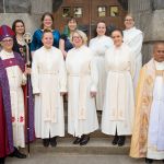 Vihityt papit ja diakonit piispan kanssa